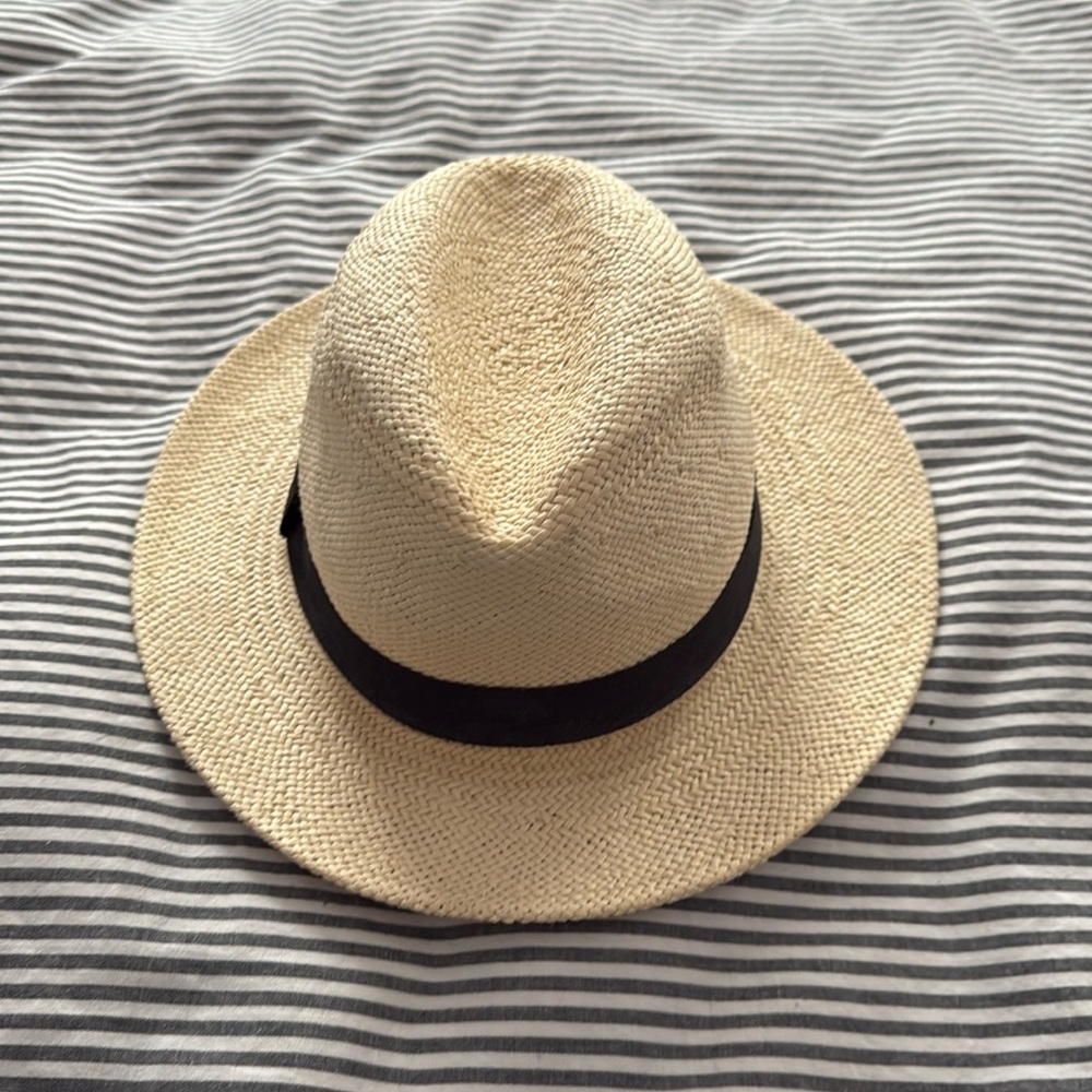 Straw hat
